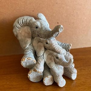 Tuskers Family Tree Elephant Figurine